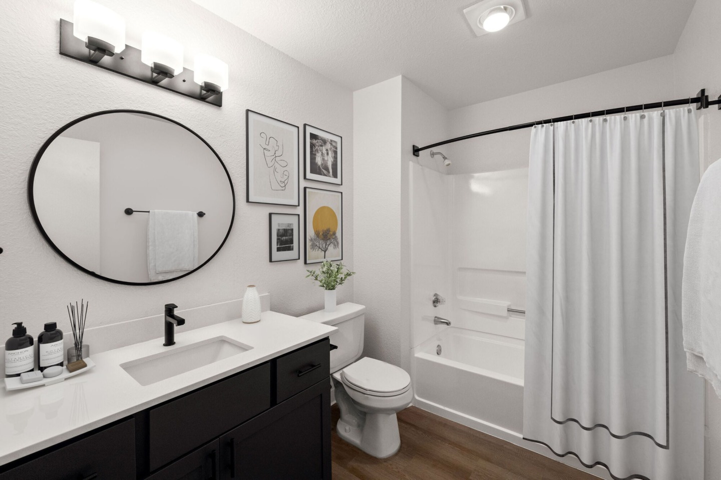 Larkspur Place Image 10