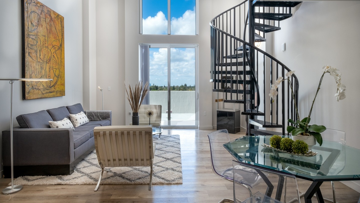 Hollywood East Luxury Apartments Image 18