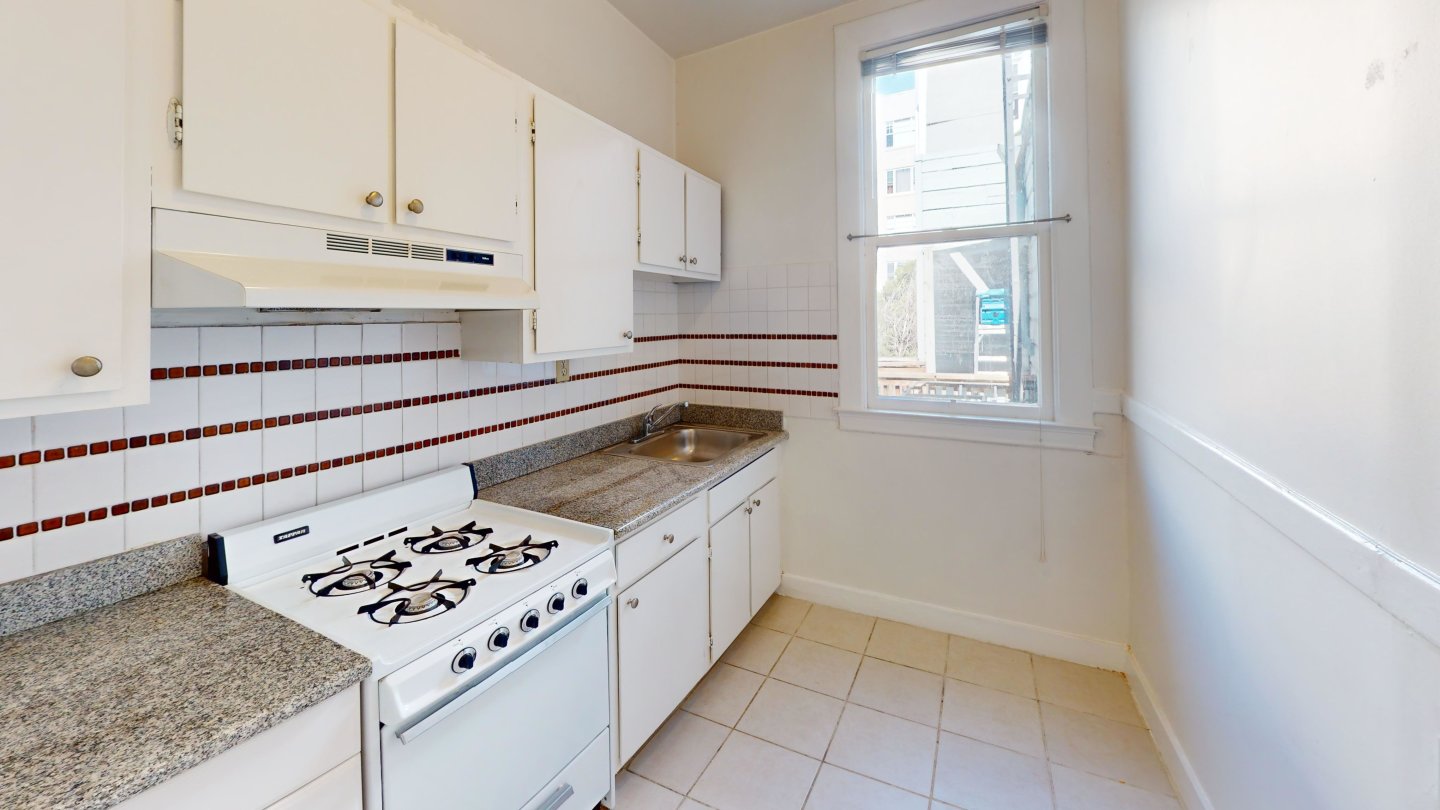 621 Stockton Image 33