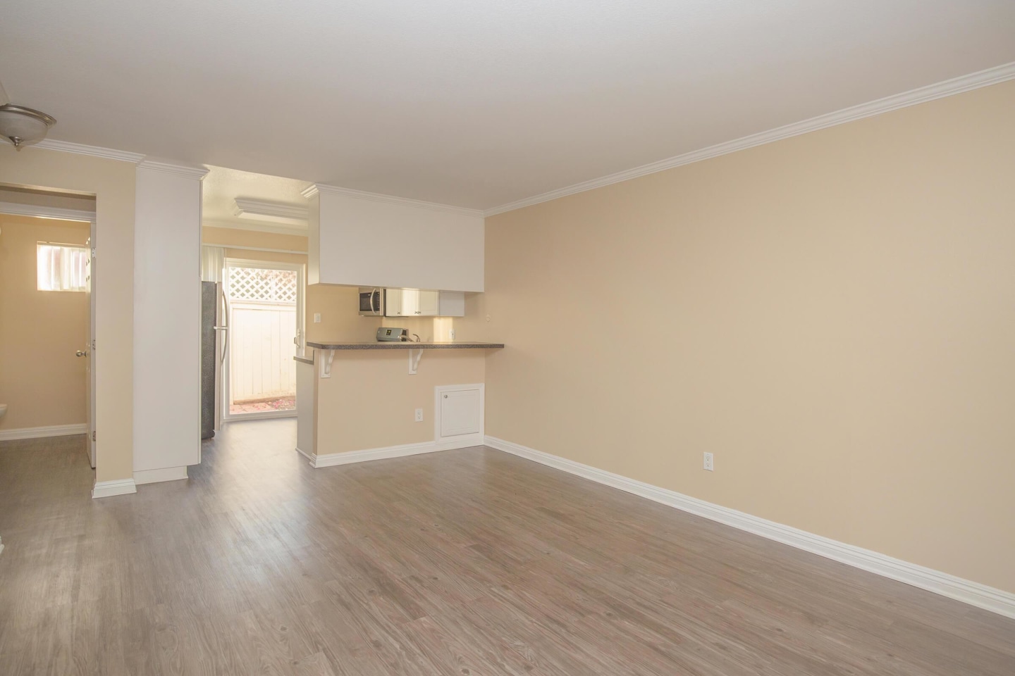 Sandpointe Cove Apartment Homes Image 14