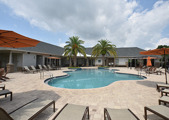 Arbours at Crown Point Image 13