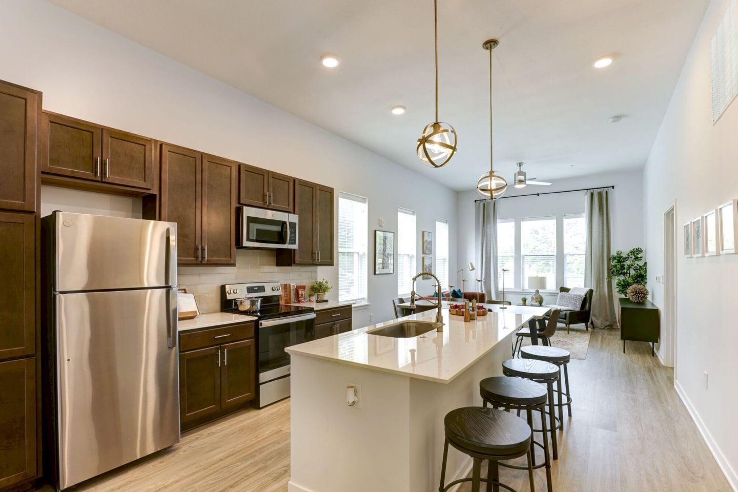 Pullman Pointe Image 3