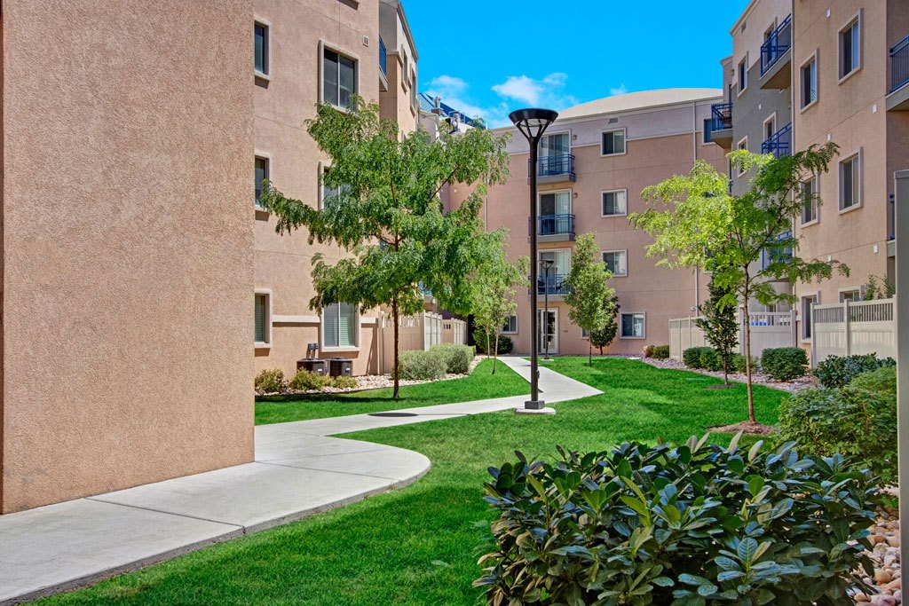 Bridges Apartment Homes Image 13
