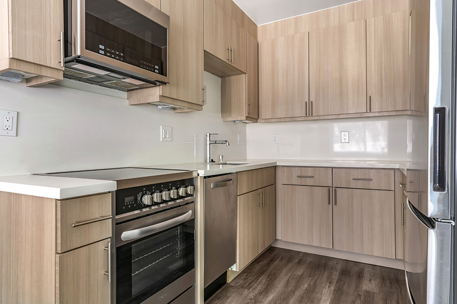 444 28th Street Apartments Image 5