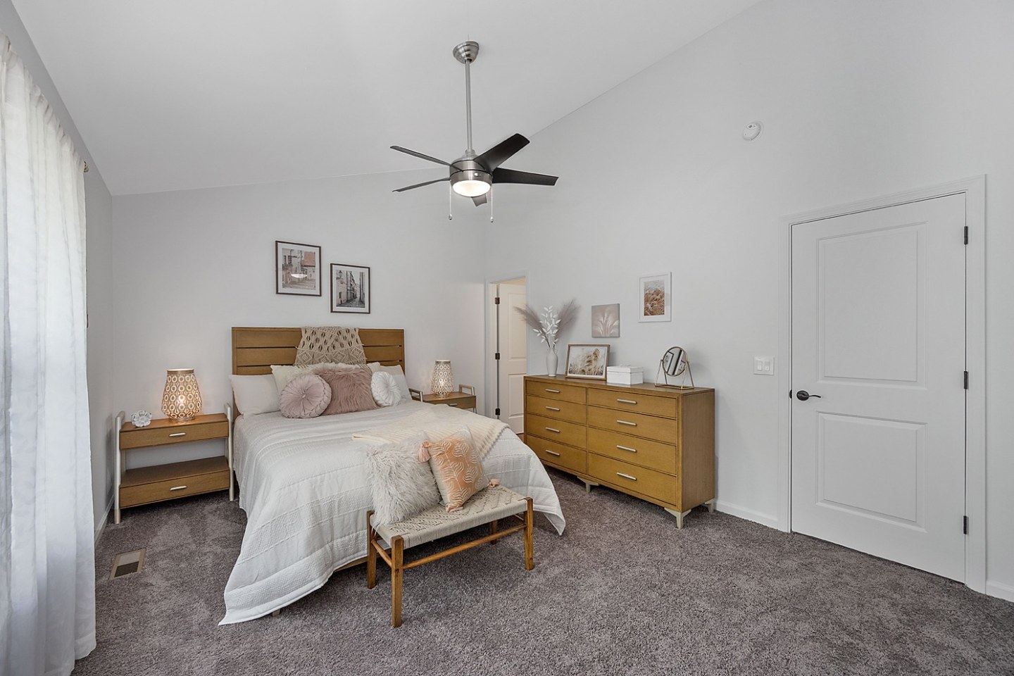 Ivy Hills Place Image 1