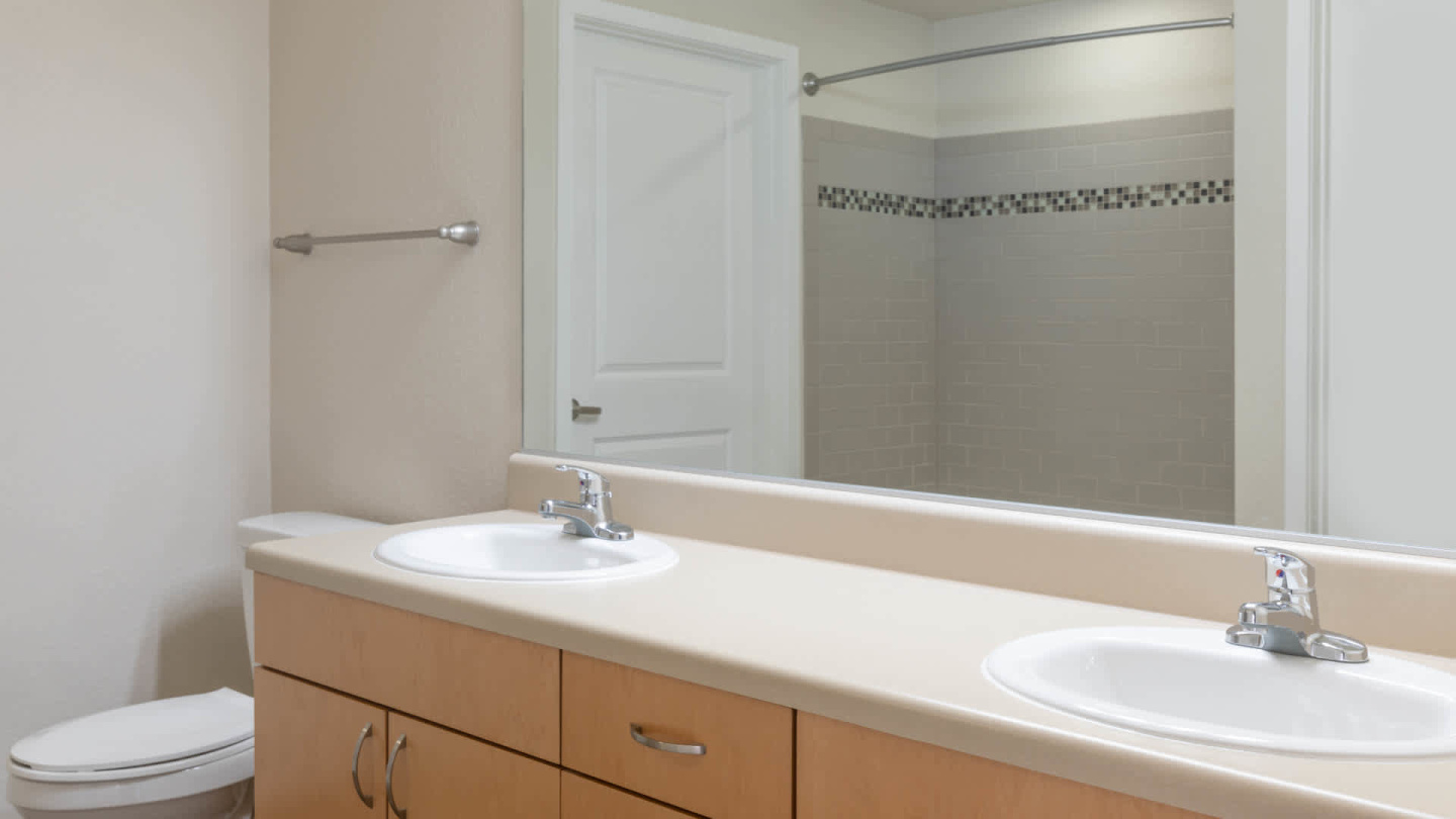 Arbour Square Apartment Image 36