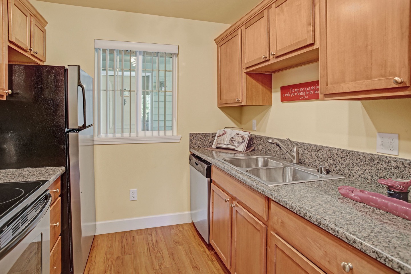 Regency Woods Apartment Homes Image 7