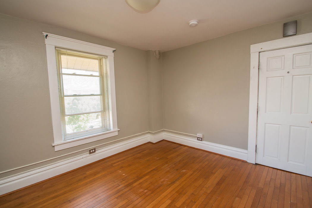 1501 Broadway St Image 7