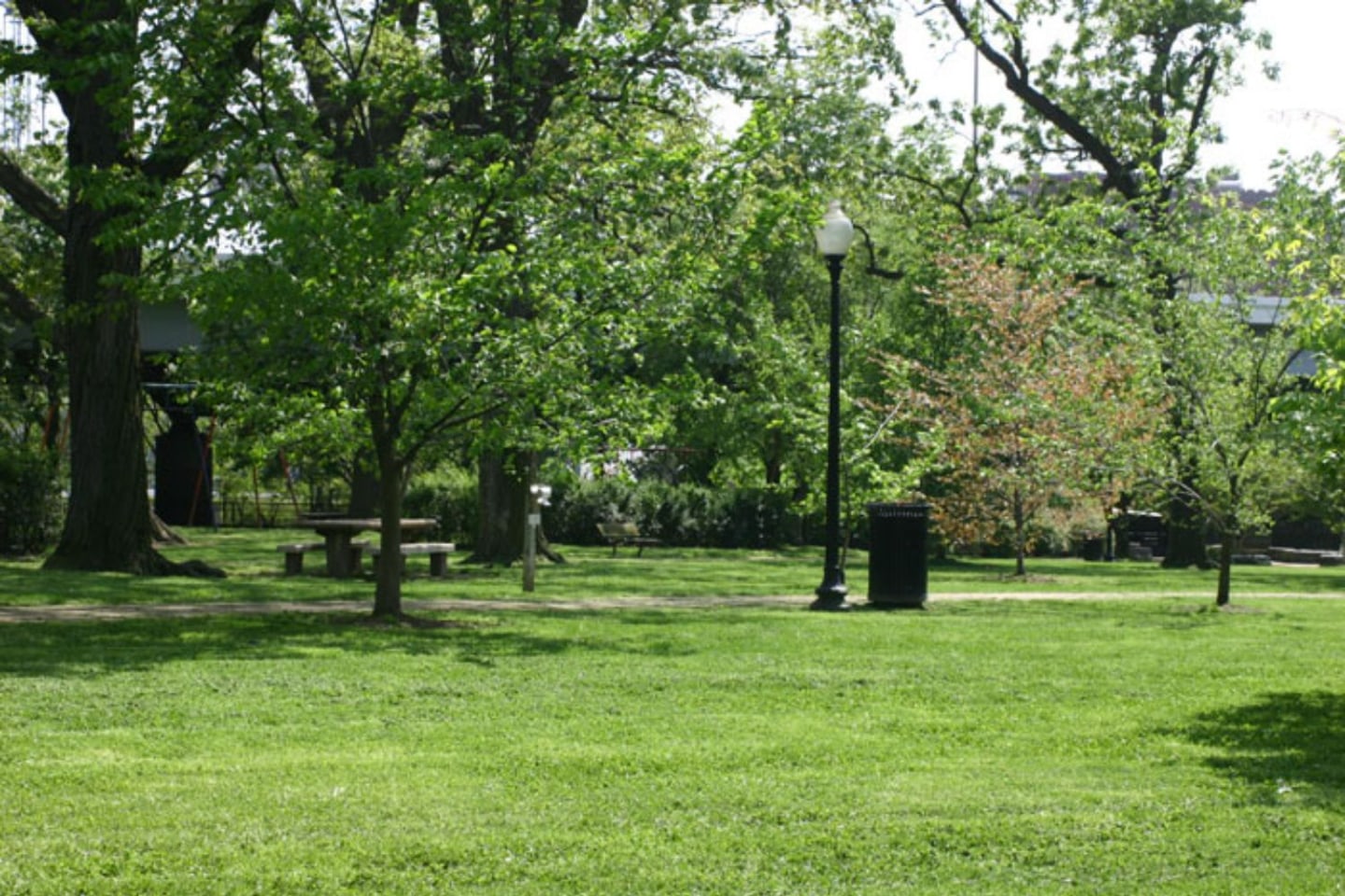 909 Apartments Image 39