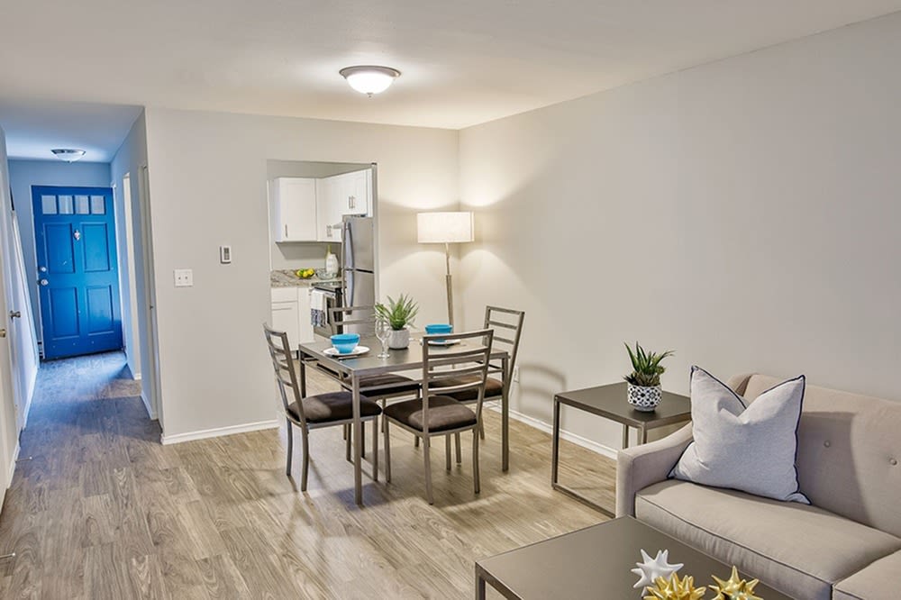 Rivers Bend Apartments Image 22