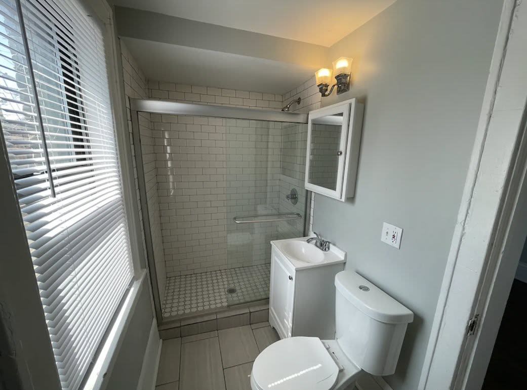 15 West 22nd Street Image 5