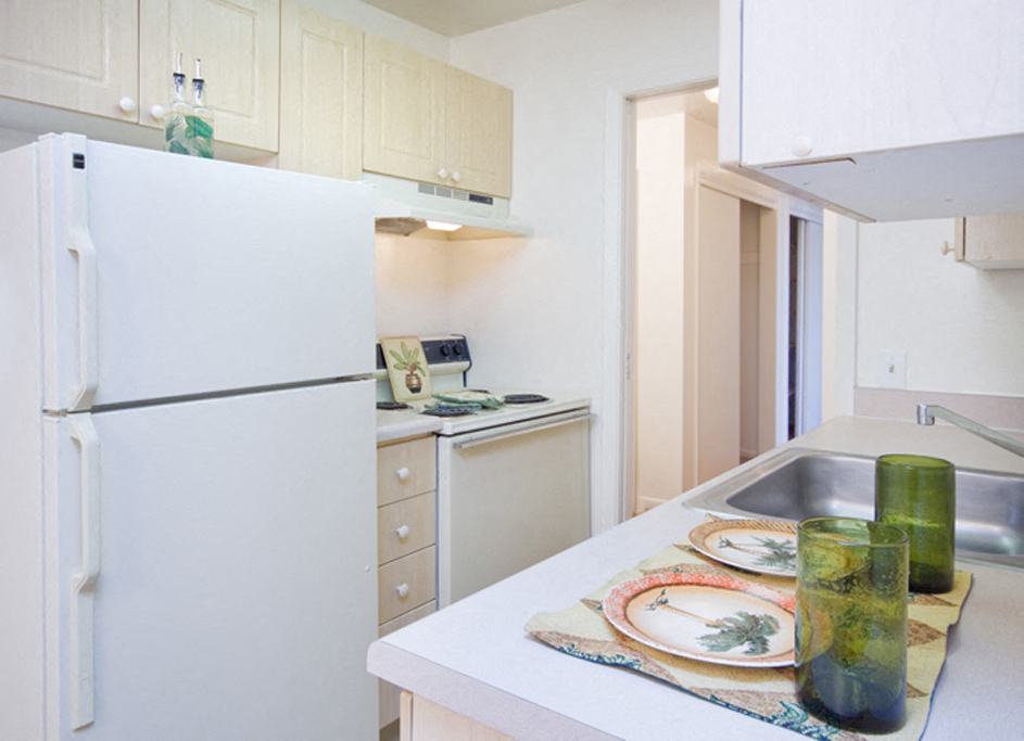 Bristol Square Apartments Image 1