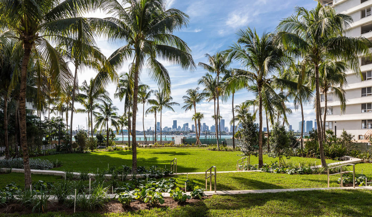 Flamingo Point Image 38
