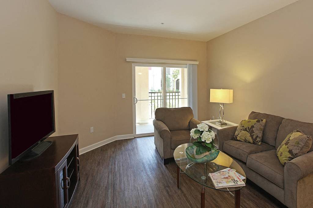 Senior Housing - Monaco Apartments Image 17
