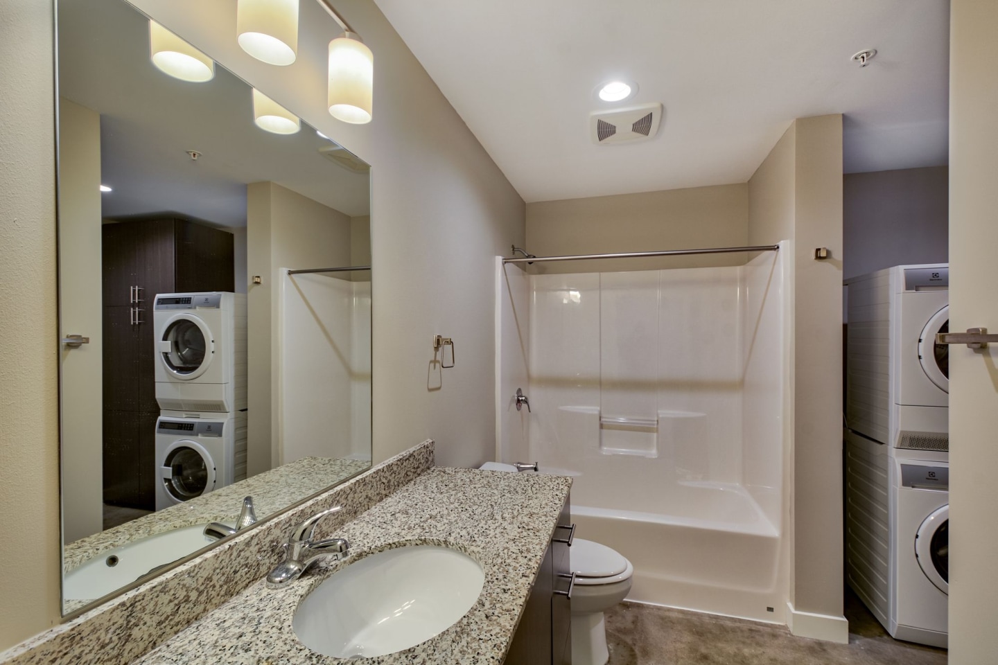 R & T Lofts Image 11
