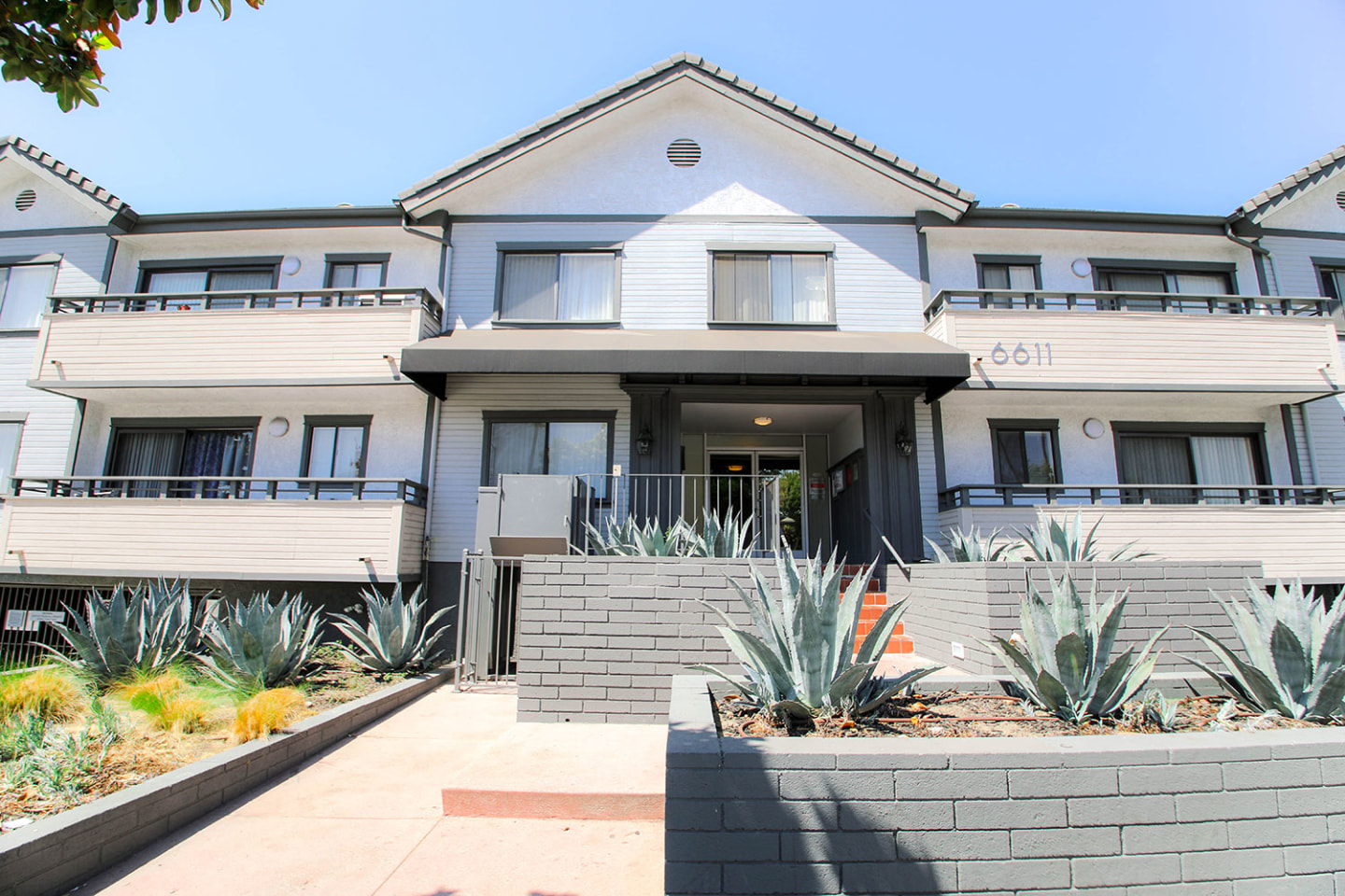 Woodridge Apartments Image 3