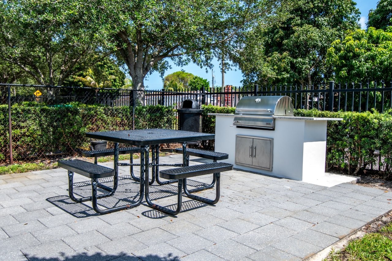 Legacy at Davie Image 14