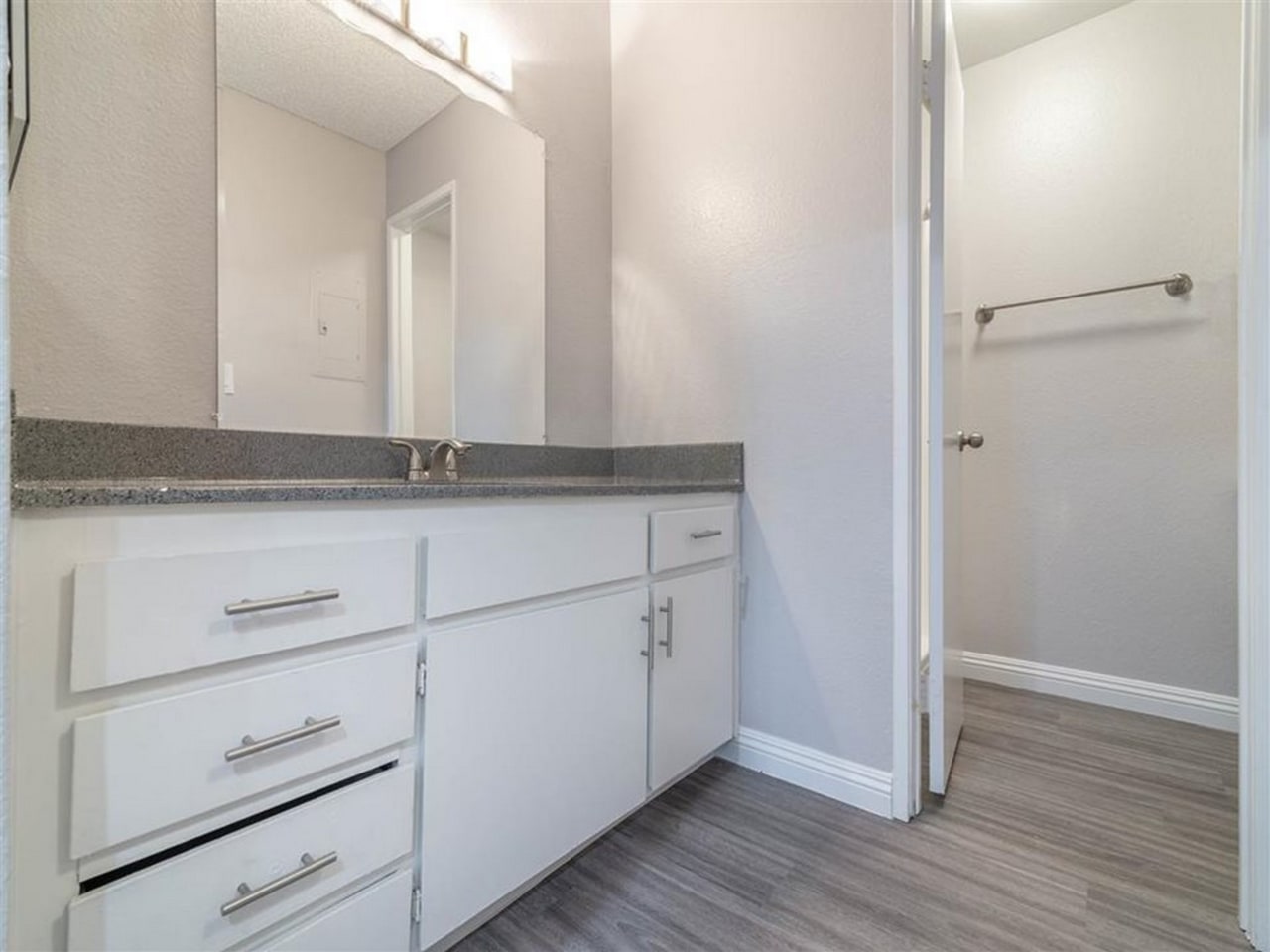 Park Heights Image 14