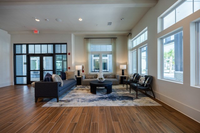 Madison Palms Image 18