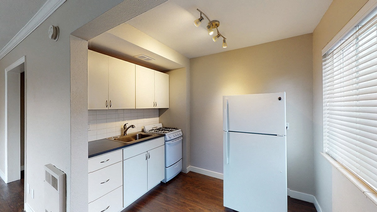 Kent Apartments Image 5