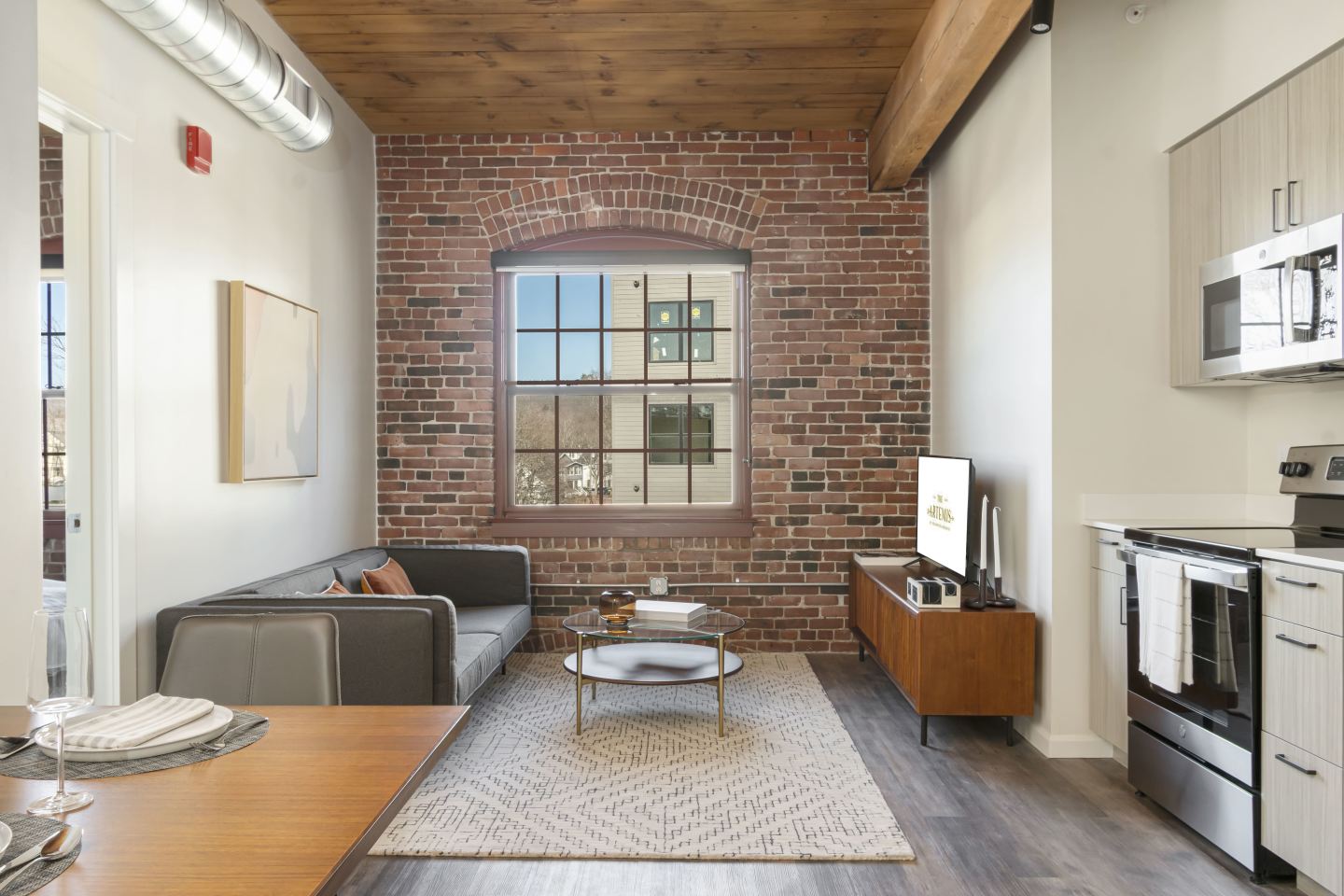 The Artemis at Arlington Heights Image 6