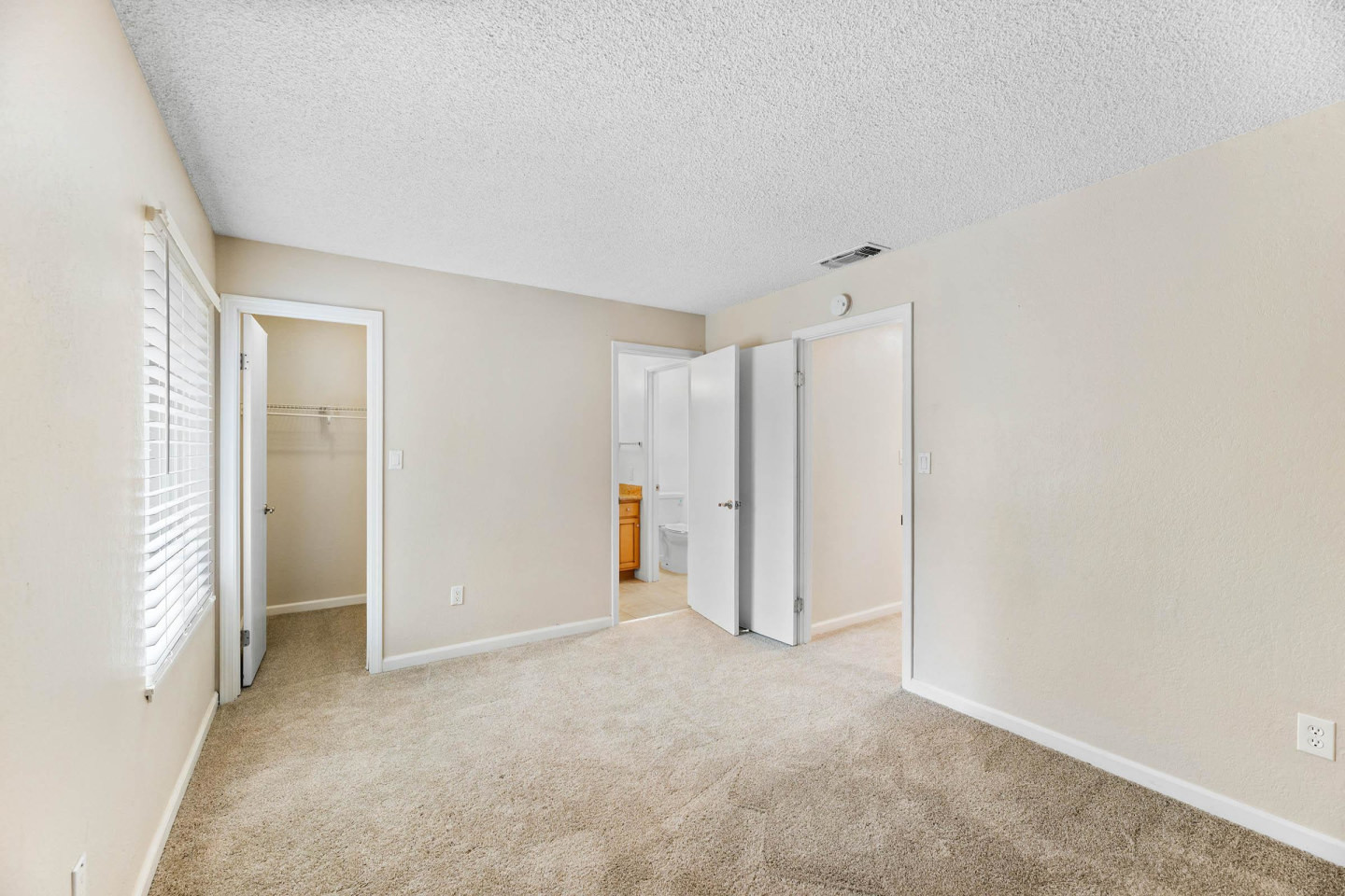 Southwood Townhomes Image 28