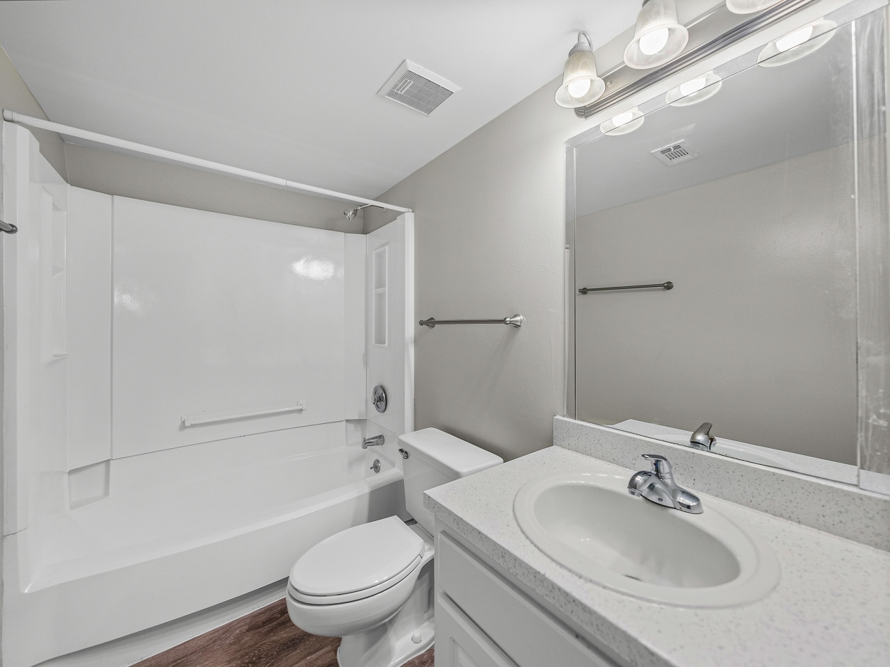 The Park at Topaz Tuscana Apartment Homes Image 11