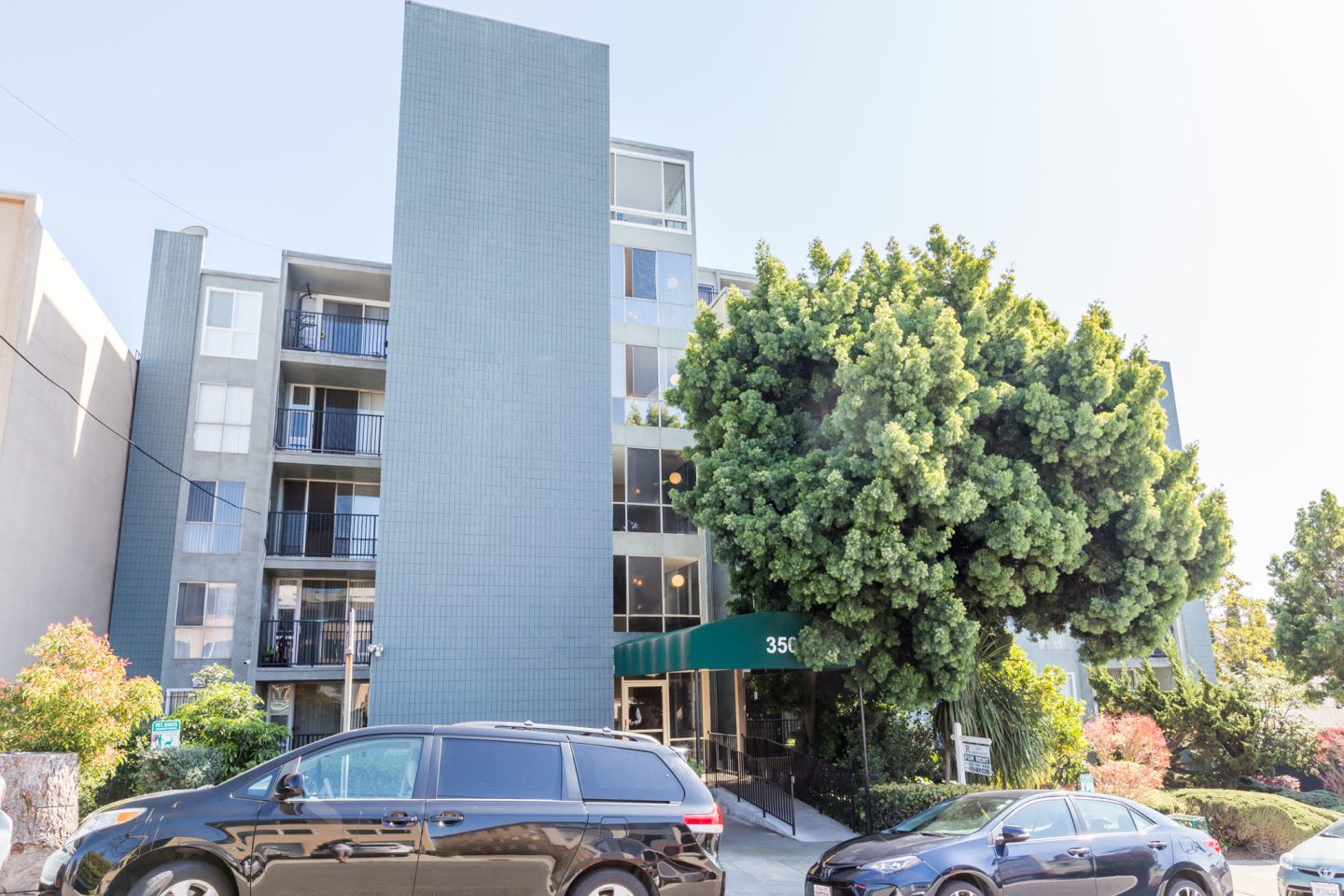 350 Vernon Image 38