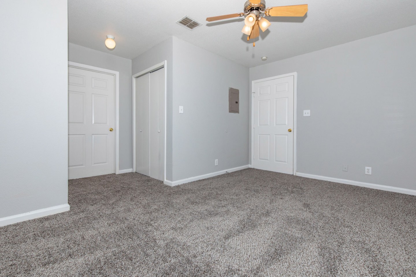 Uptown Heights Image 6