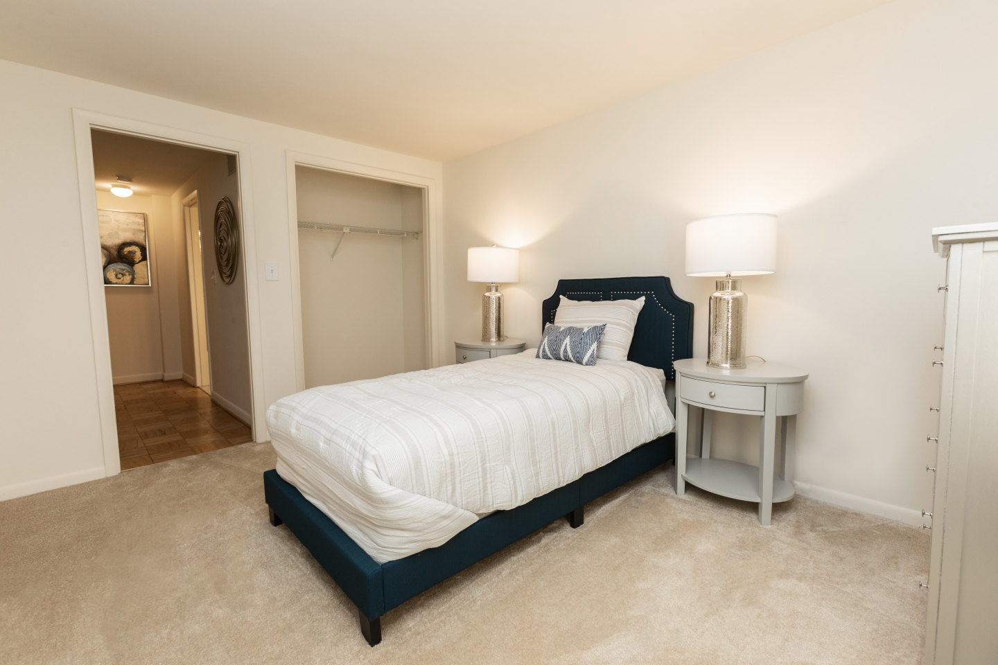 Spring Hill Apartments And Townhomes Image 20