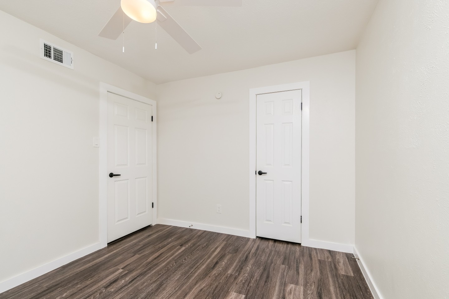 Oakline Apartments Image 21