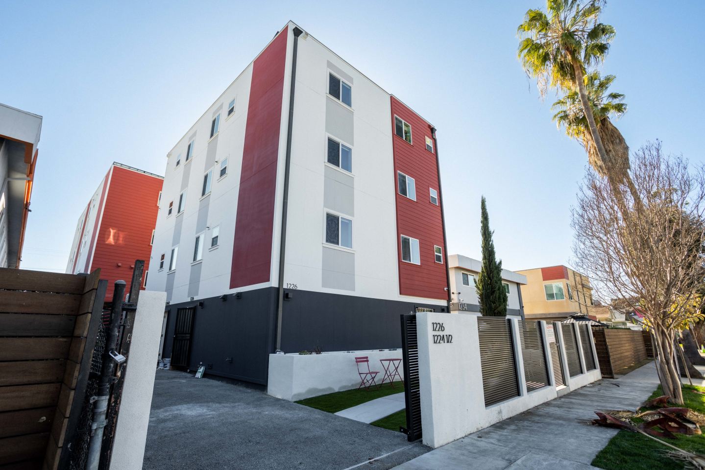1224 W 37th Place - Co-Living Image 16