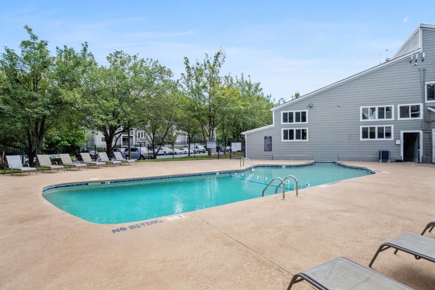 Village 1373 Image 1