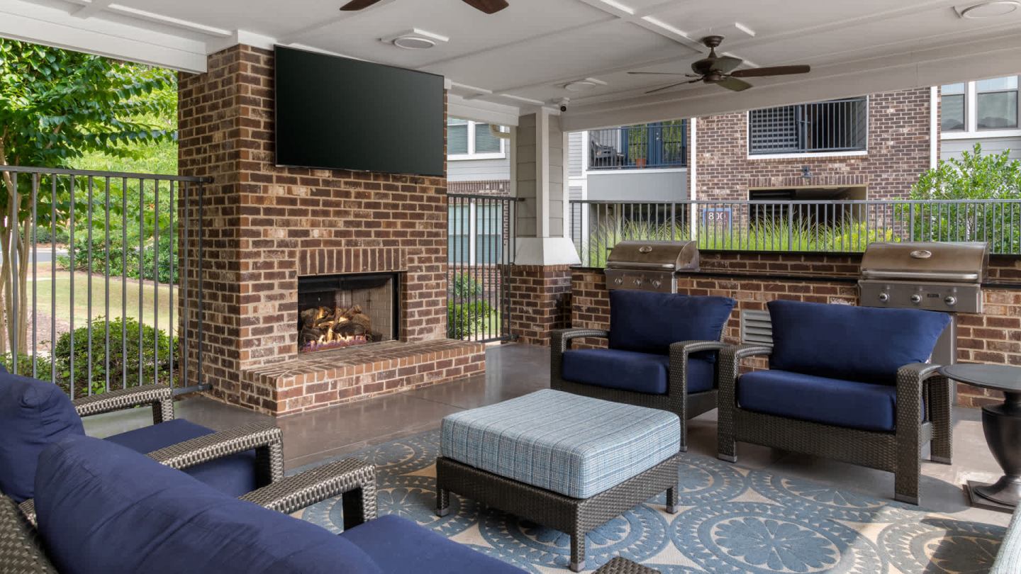 Station 92 at Woodstock Apartments Image 33