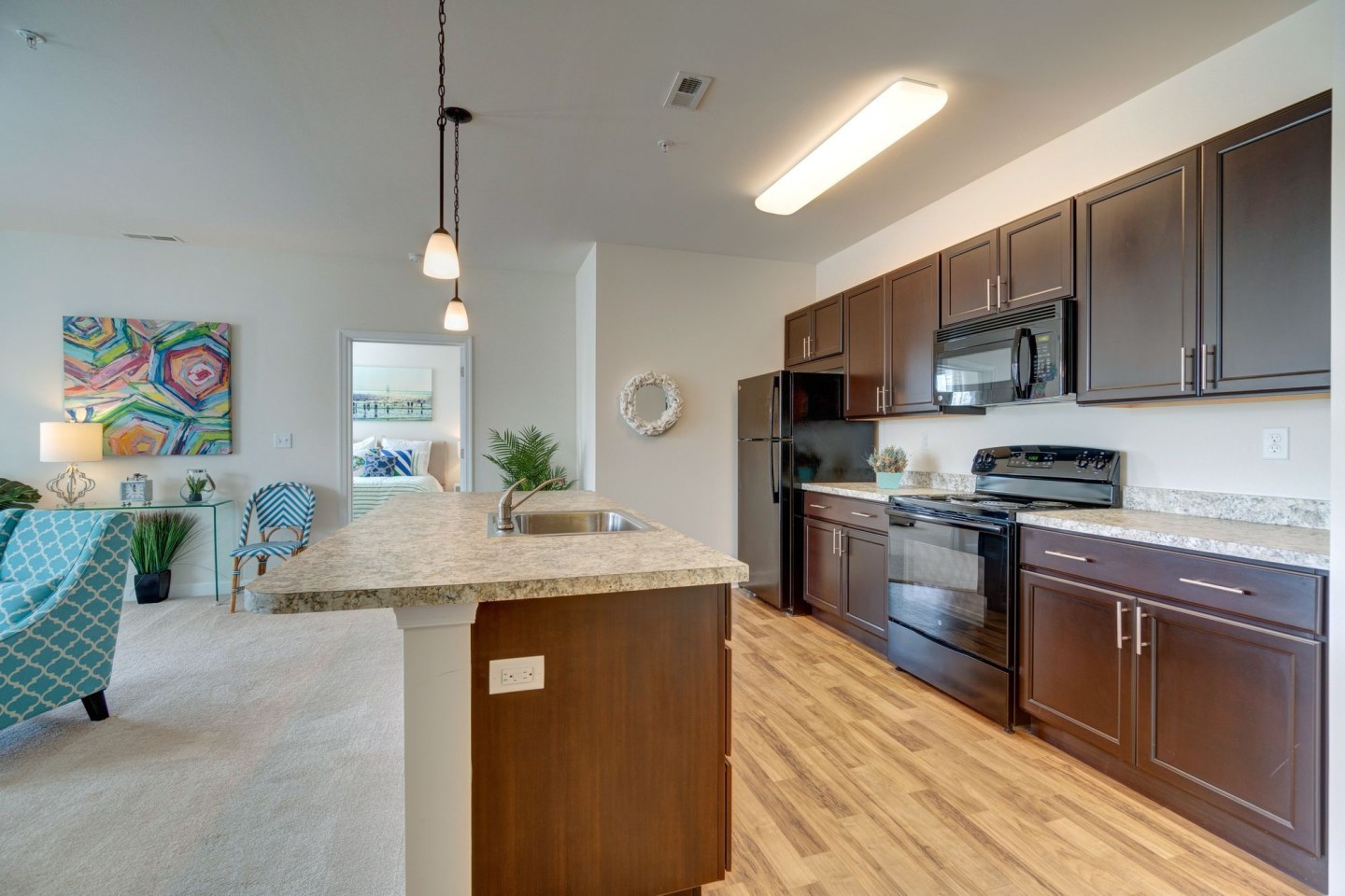 Leander Lakes Luxury Apartment Homes Image 12