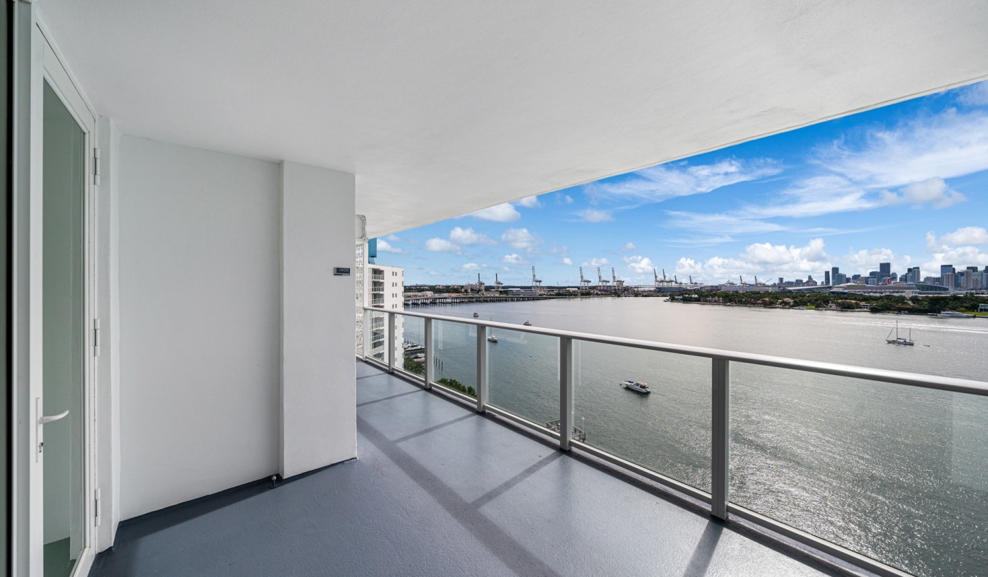 Southgate Towers Image 13
