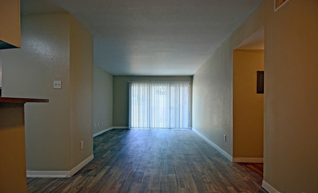 The Waters Apartment Homes Image 8