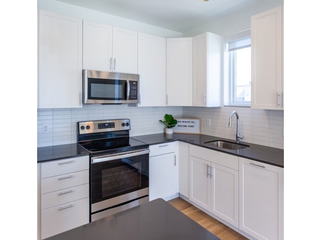 2501 Beacon Hill Image 57