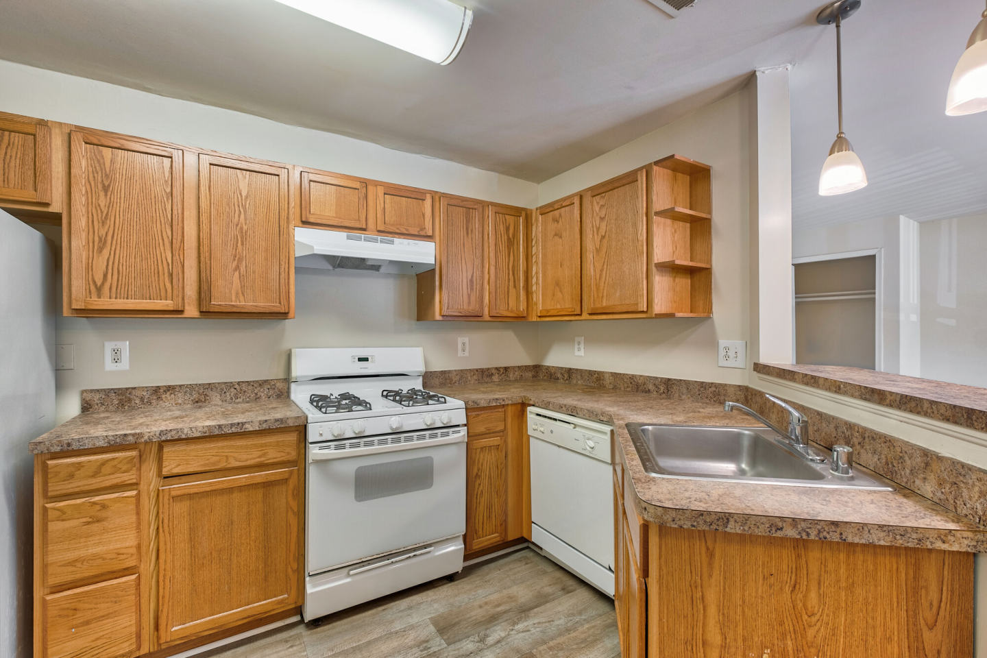 Heather Hills Apartments Image 10