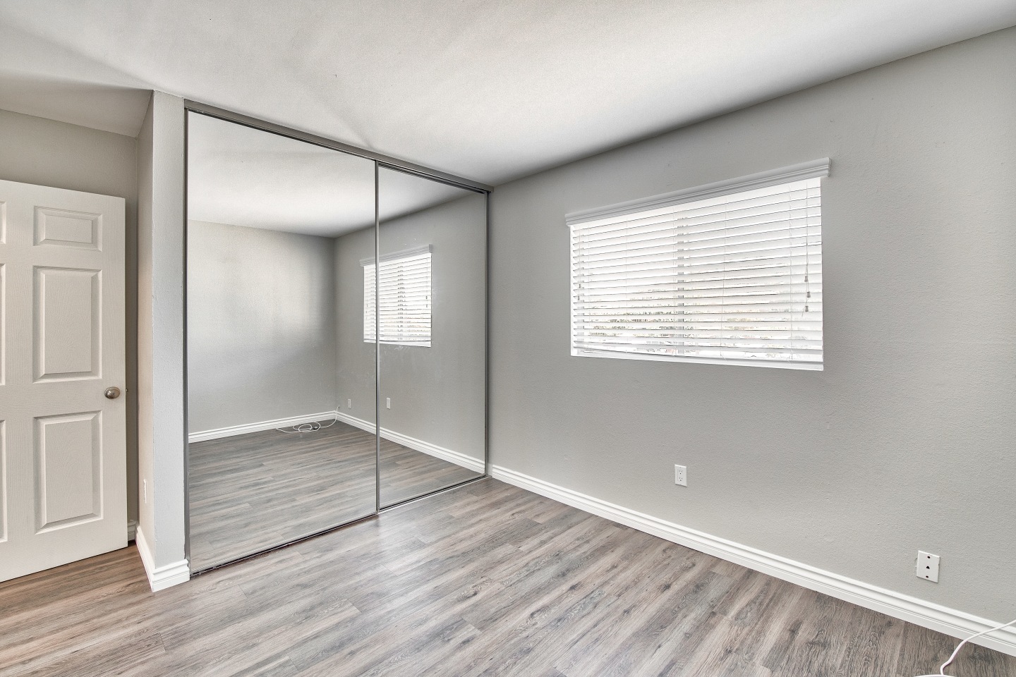 Monterey Apartments Image 4
