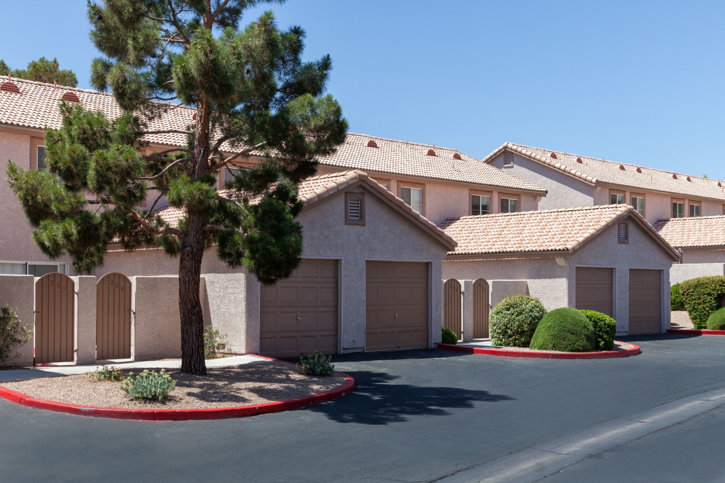 Sahara West Image 21