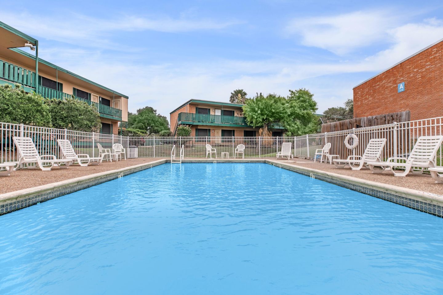 Chateau Santa Fe Apartments Image 22
