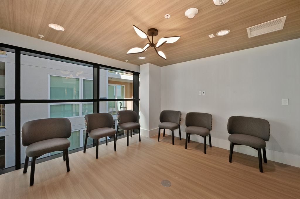 Begonia Place Image 35