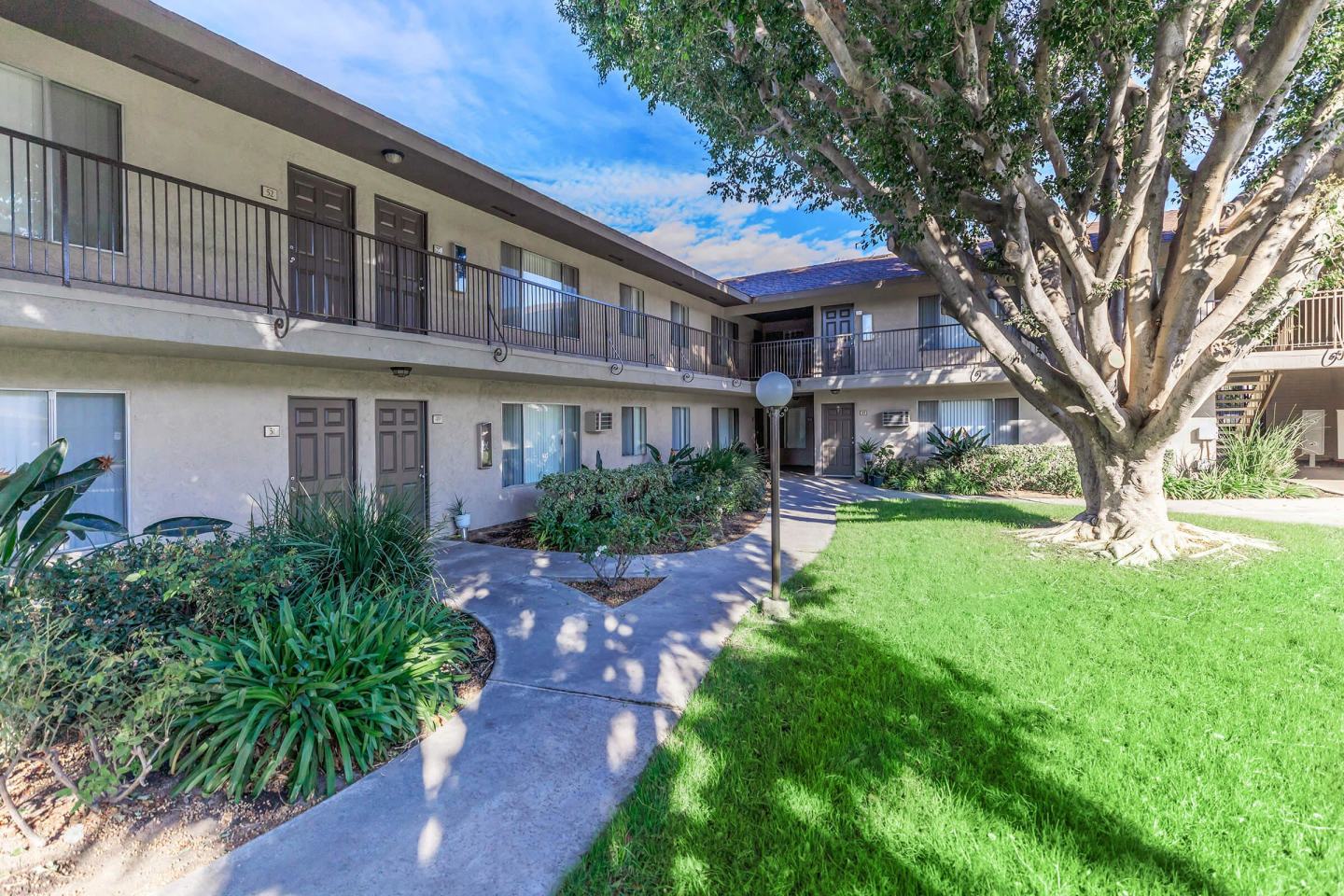 San Carlos & San Juan Apartment Homes Image 2