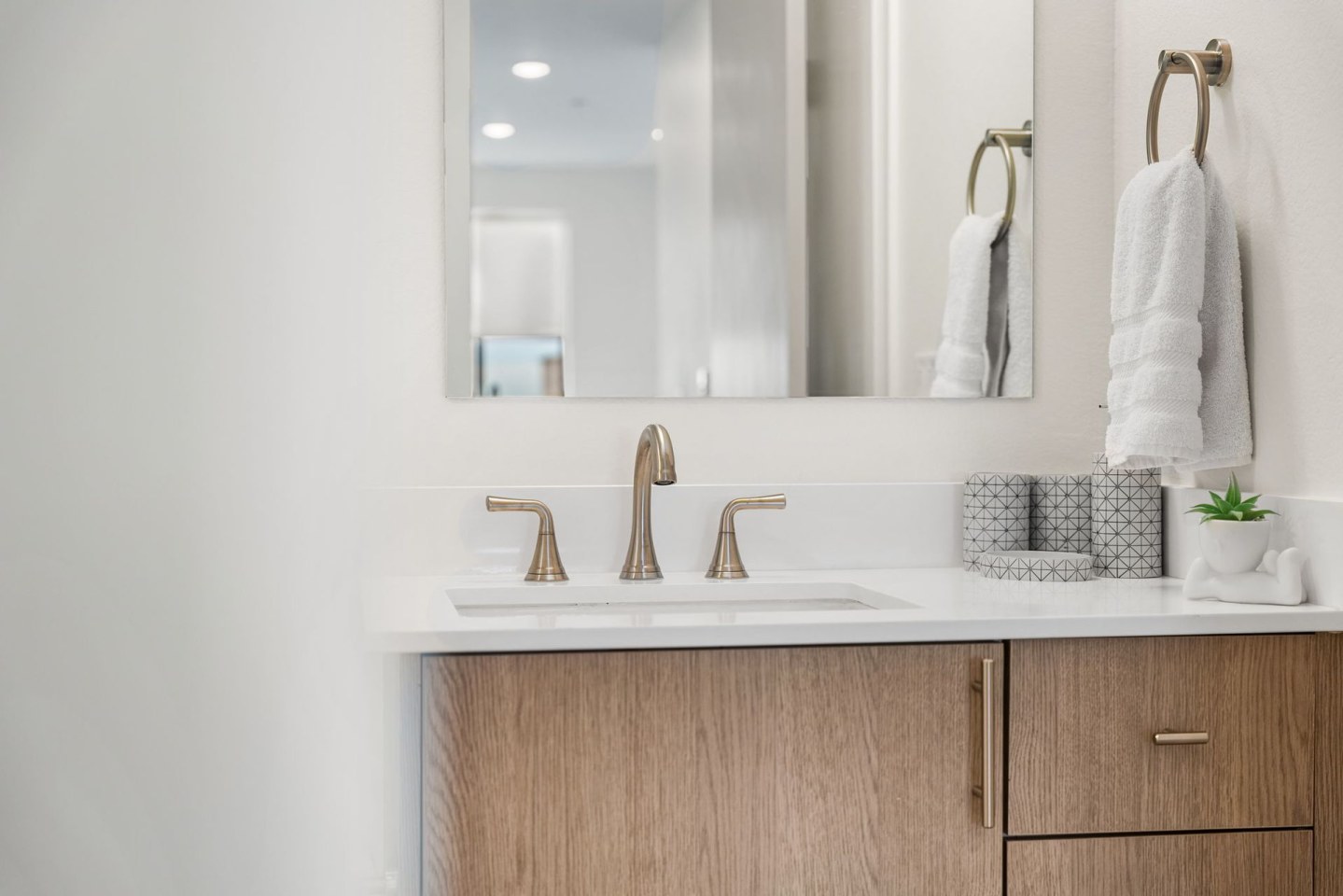 Enso Zen Apartments Image 11