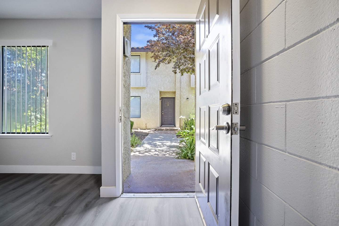 Riverwoods Apartments Image 25