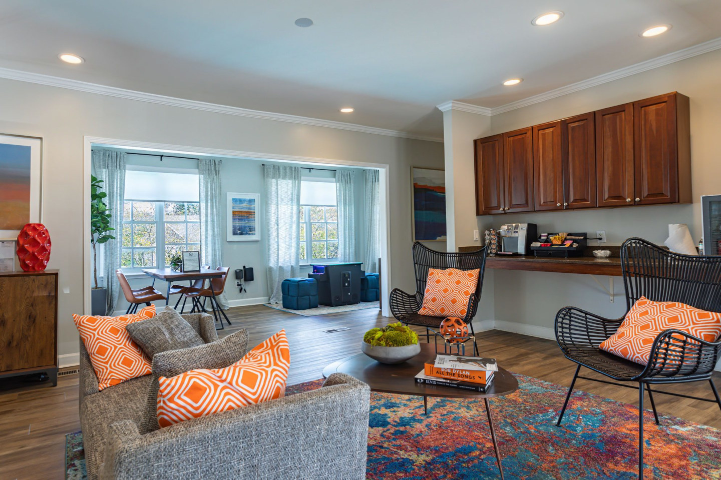 865 Bellevue Image 17