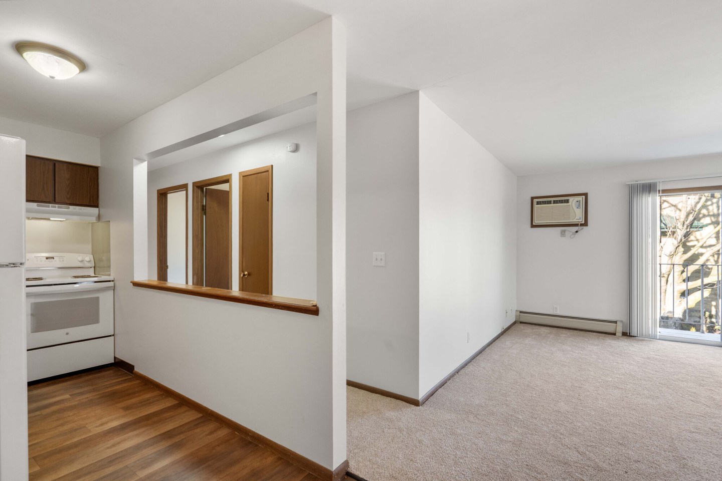 Sterling House Apartments Image 7