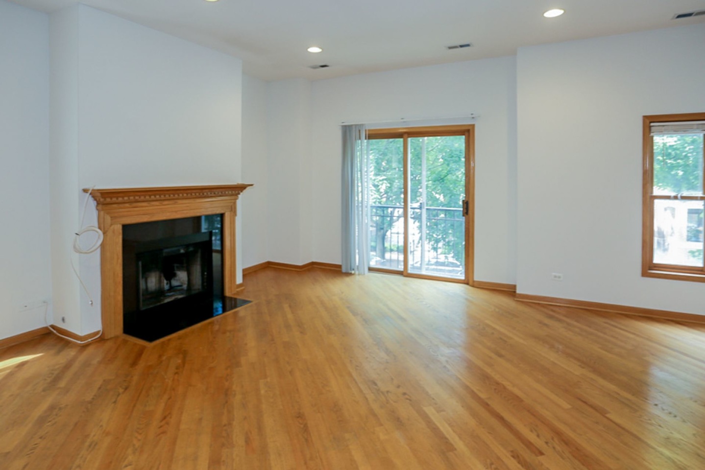 2719-23 N Wayne Image 5