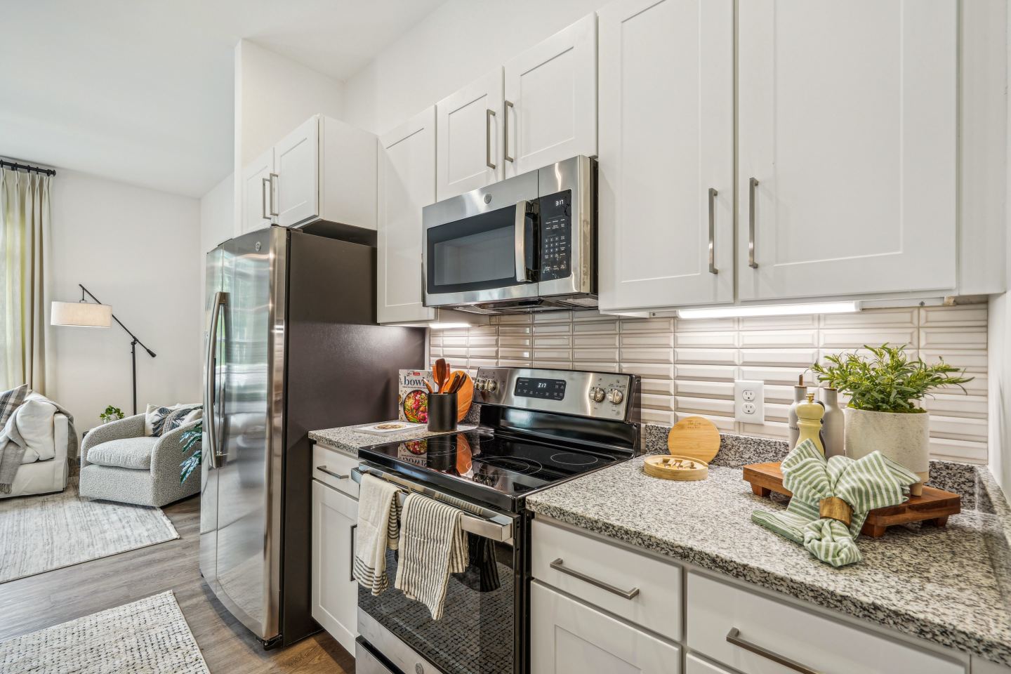 The Leo - 55+ Active Adult Apartment Homes Image 6